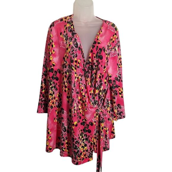 Peter Nygard Womens Tunic Top 3/4 Sleeve Floral Faux Wrap Pink Leopard Spots 1X - Picture 2 of 11